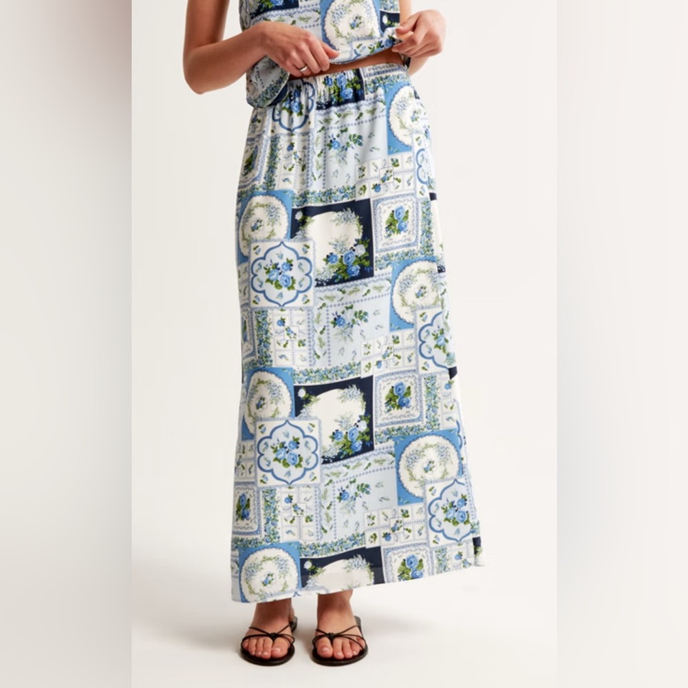 Abercrombie and Fitch Blue and White Faux Silk Maxi Skirt